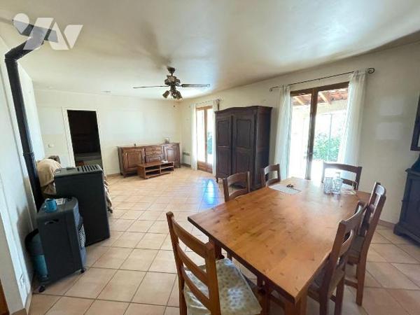 Maison à vendre à Gréoux-les-Bains (04800) en Alpes-de-Haute-Provence (04):

Sur les hauteurs...
