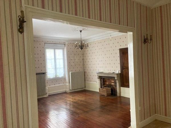 Au centre ville de Châtillon une maison de 126 m2 habitable