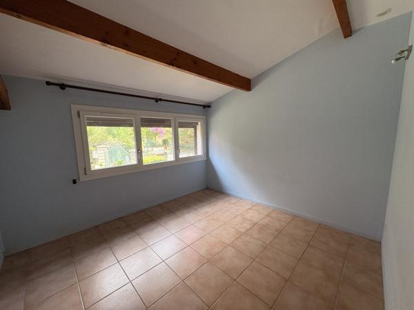 Maison à louer 680 € CC Montréal 3 p 74 m² DPE E