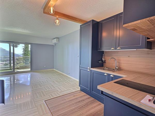 Appartement 2 pièce(s) 49.67 m2 - VUE MER