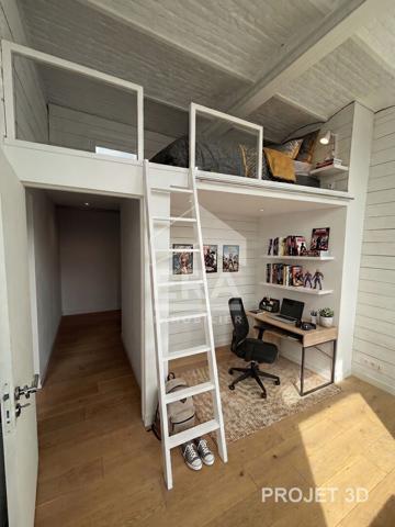 Grand loft 160 m² avec 3 places de parking à Lille