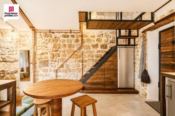 DESIGN ET AUTHENTICITE POUR CETTE MAISON DE VILLAGE UNIQUE !