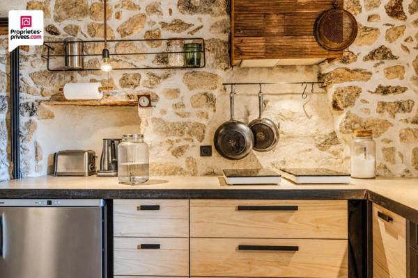 DESIGN ET AUTHENTICITE POUR CETTE MAISON DE VILLAGE UNIQUE !