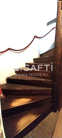 Demeure historique liant le charme de l'ancien et le confort moderne