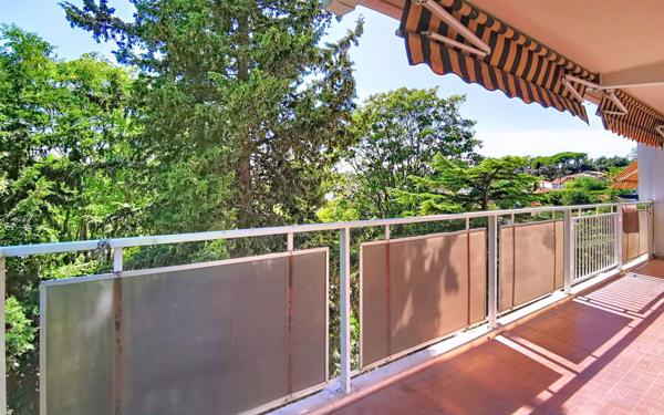 Appartement à vendre    3 pièces • 73,65 m2 Toulon