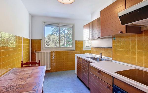 Appartement à vendre    3 pièces • 73,65 m2 Toulon