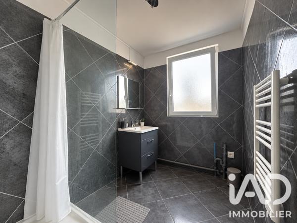 Appartement à vendre 3 pièces 85 m² Saint-Cyr-sur-Loire