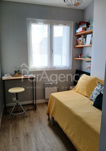 Maison de ville ancienne Terrasse et cour