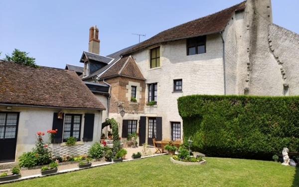 Maison à vendre    6 pièces • 172 m2 Donzy