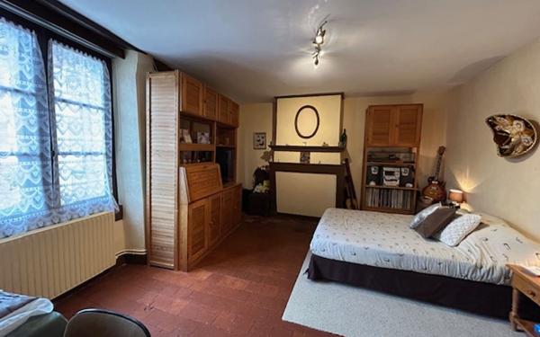 Maison à vendre    6 pièces • 172 m2 Donzy