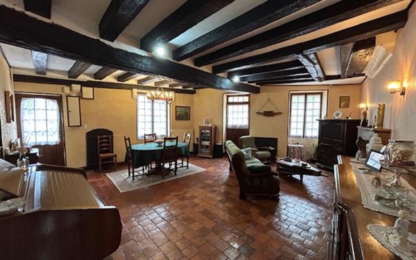 Maison à vendre    6 pièces • 172 m2 Donzy