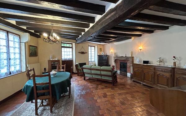 Maison à vendre    6 pièces • 172 m2 Donzy