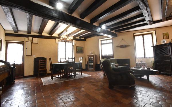 Maison à vendre    6 pièces • 172 m2 Donzy