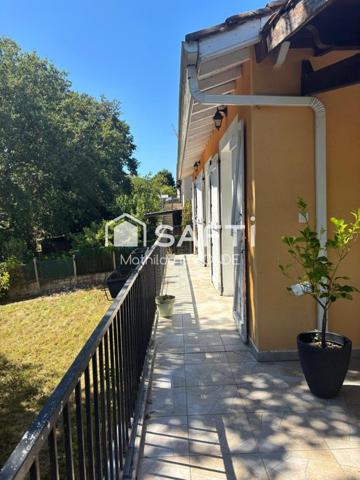 Maison de 140m², 3 chambres garage et jardin