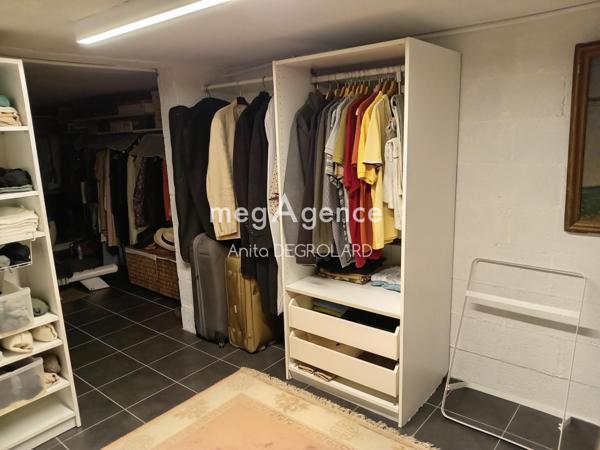 Maison à LES CLOUZEAUX, 85430 - 5 pièces 200m²