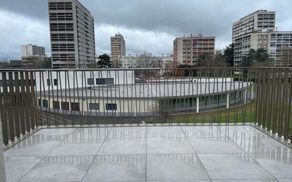 Appartement à vendre    5 pièces • 106,23 m2 Rillieux-la-Pape