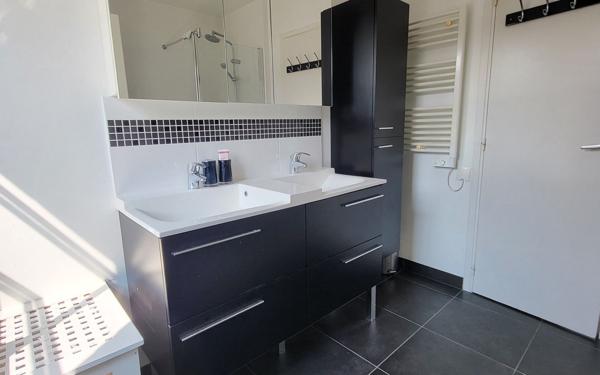 Maison à vendre    6 pièces •  Exmes