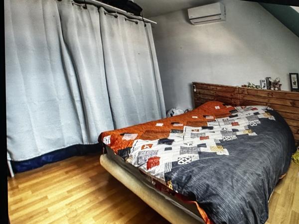 Maison
         5 pièces
        - 95 m² 235 400 € *