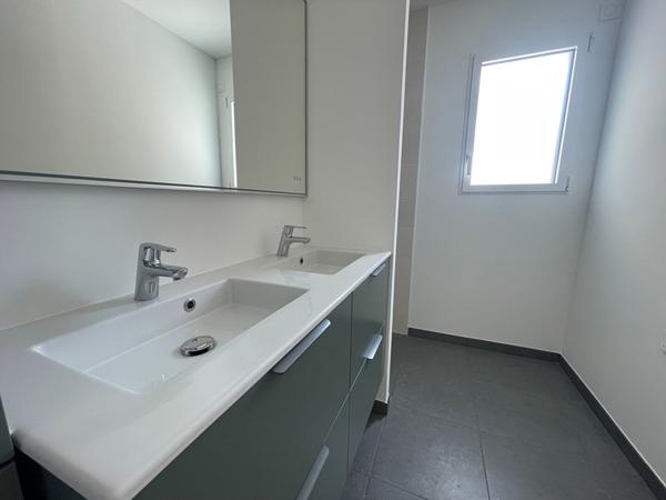 - MAISON DE PLAIN-PIED NEUVE  99M2 - 3 CHAMBRES - SAINT SEBASTIEN SUR LOIRE