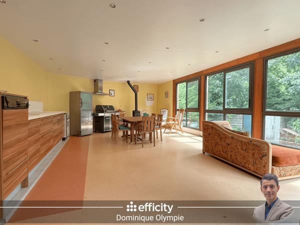 Maison 9 pièces - 231 m²