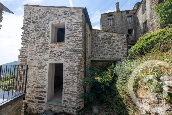 Maison à vendre  10 pièces - 528 m 2   SISCO  - 202