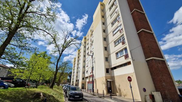 Appartement à vendre F4 ROMBAS avec garage et ascenseur