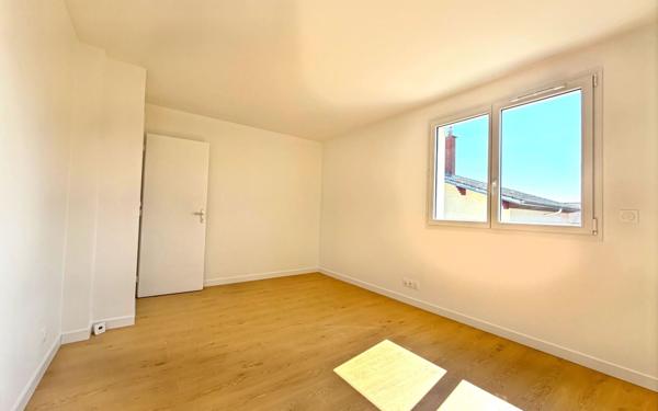 Maison à vendre    5 pièces • 133,92 m2 Marsannay-la-Côte