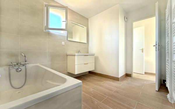 Maison à vendre    5 pièces • 133,92 m2 Marsannay-la-Côte