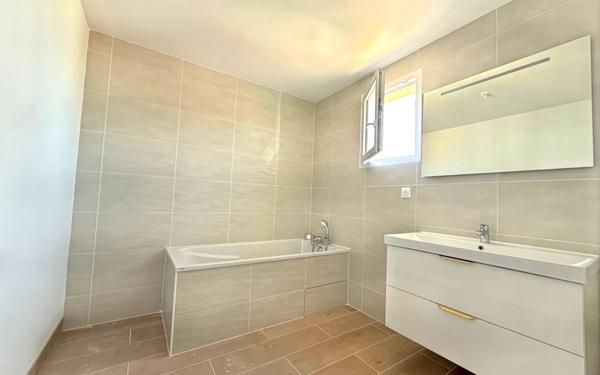 Maison à vendre    5 pièces • 133,92 m2 Marsannay-la-Côte