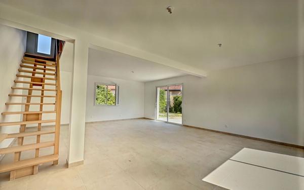 Maison à vendre    5 pièces • 133,92 m2 Marsannay-la-Côte