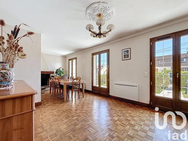 Maison à vendre 5 pièces 97 m² Chelles