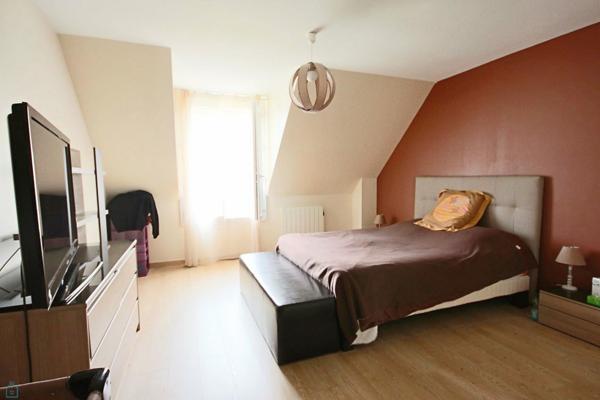 Magnifique maison individuelle 191 m2 habitable idéalement placée