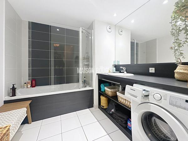 Appartement T3 en rez-de-jardin - Terrasse - jardin privatif -Garage double - Résidence récente (2015)