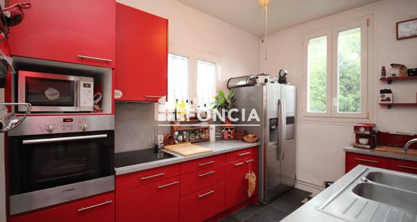 À vendre Maison 4 pièces 82 m² - Le Plessis-robinson 92350