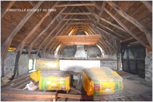 Vente / Corps de ferme à Saint-Sauves-d'Auvergne (63950)