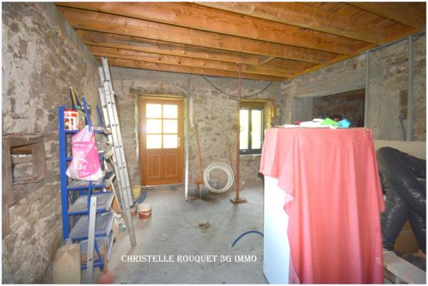 Vente / Corps de ferme à Saint-Sauves-d'Auvergne (63950)