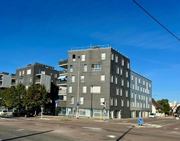 BUREAUX COMMERCIAUX - A VENDRE - QUARTIER UNIVERSITE