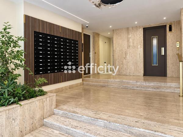 Appartement
         1 pièce
        - 10 m² 119 900 € *