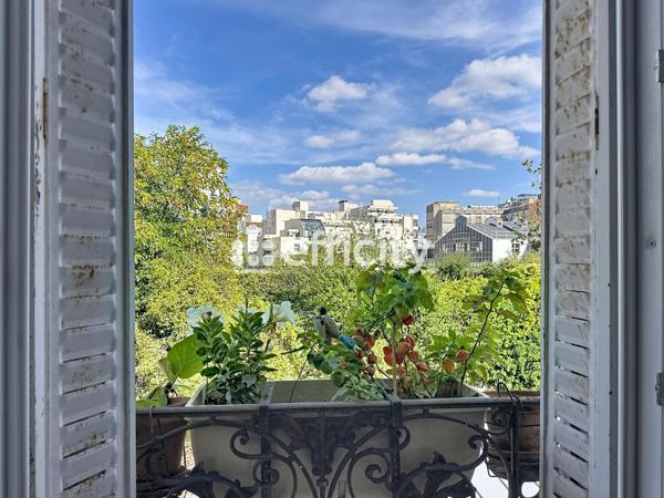 Appartement
         6 pièces
        - 115 m² Exclusivité 770 000 € *