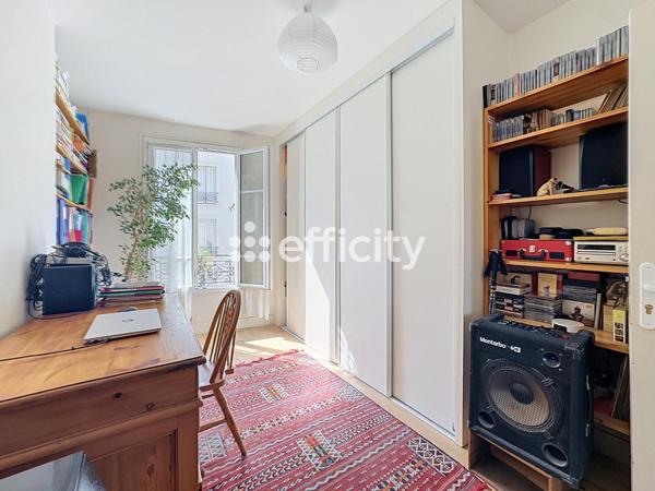 Appartement
         6 pièces
        - 115 m² Exclusivité 770 000 € *