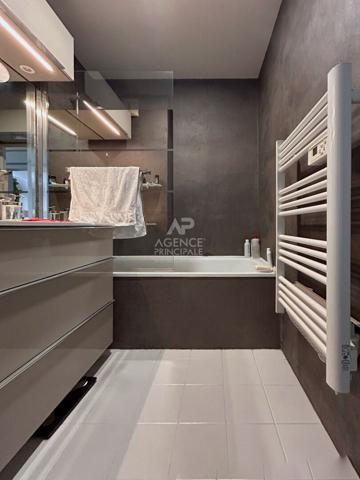Appartement Poissy 2 pièce(s) meublé de 44.58 m2 Loyer 950 €/mois charges comprises **  - Référence  9170