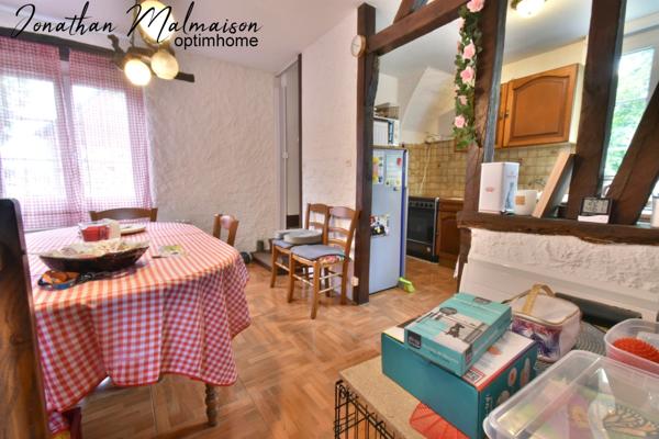 🏡 Maison de ville 3 niveaux – 1 chambres – Breteuil centre