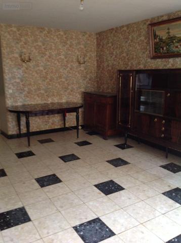 Maison de ville à vendre à Saint-Gaultier dans l'Indre (36800), ref : 037/1752