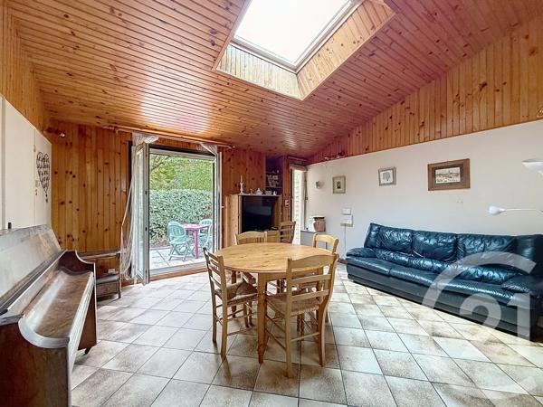 Maison à vendre  4 pièces - 80 m 2   MONTFERMEIL  - 93