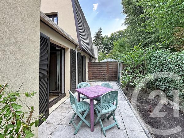 Maison à vendre  4 pièces - 80 m 2   MONTFERMEIL  - 93