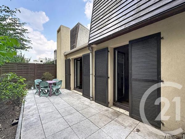 Maison à vendre  4 pièces - 80 m 2   MONTFERMEIL  - 93