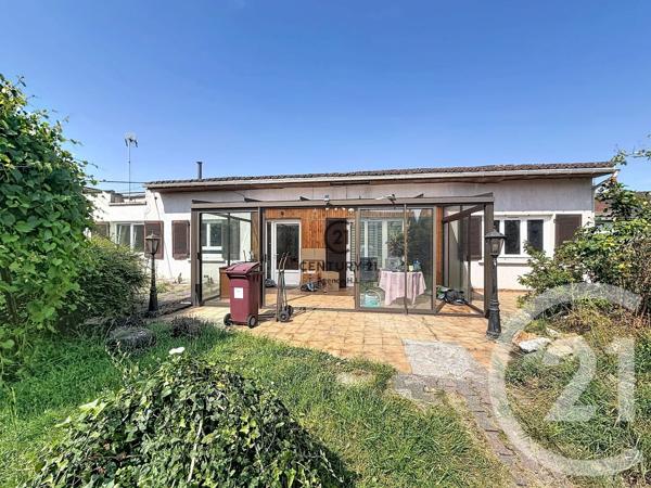 Maison à vendre  4 pièces - 80 m 2   MONTFERMEIL  - 93