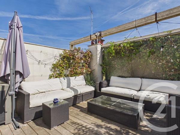 Appartement F4 à vendre  4 pièces - 93,03 m 2   PARIS  - 75011