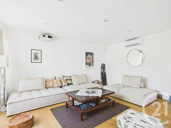 Appartement F4 à vendre  4 pièces - 93,03 m 2   PARIS  - 75011