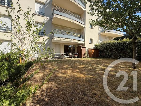 Appartement F3 à vendre  3 pièces - 63,72 m 2   ST MAUR DES FOSSES  - 94